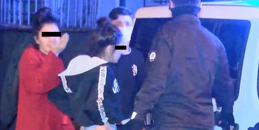 Maltepe'de kısıtlamada uyuşturucuyla yakalandılar