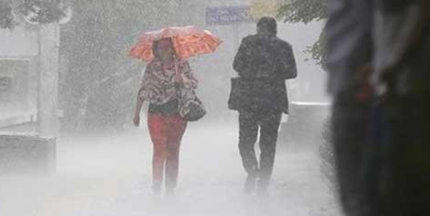 İstanbul’da fırtına ve sıcaklık düşüyor