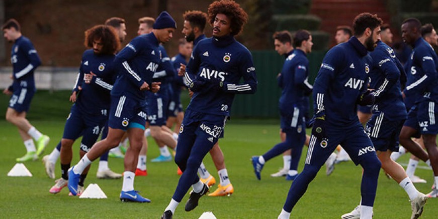 Fenerbahçe'de bomba ayrılıklar