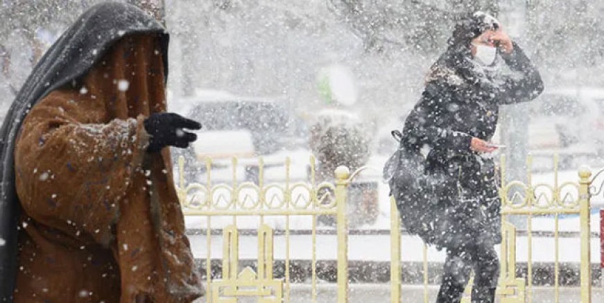 Meteoroloji'den İstanbul'a peş peşe kar uyarısı