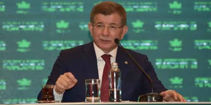 Ahmet Davutoğlu'na YSK'dan soğuk duş!