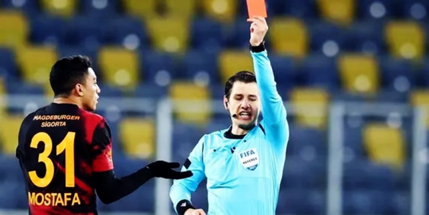 Galatasaray'da Mostafa Mohamed kızardı!