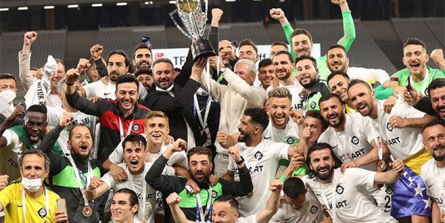 Altay 18 yıl sonra Süper Lig'de