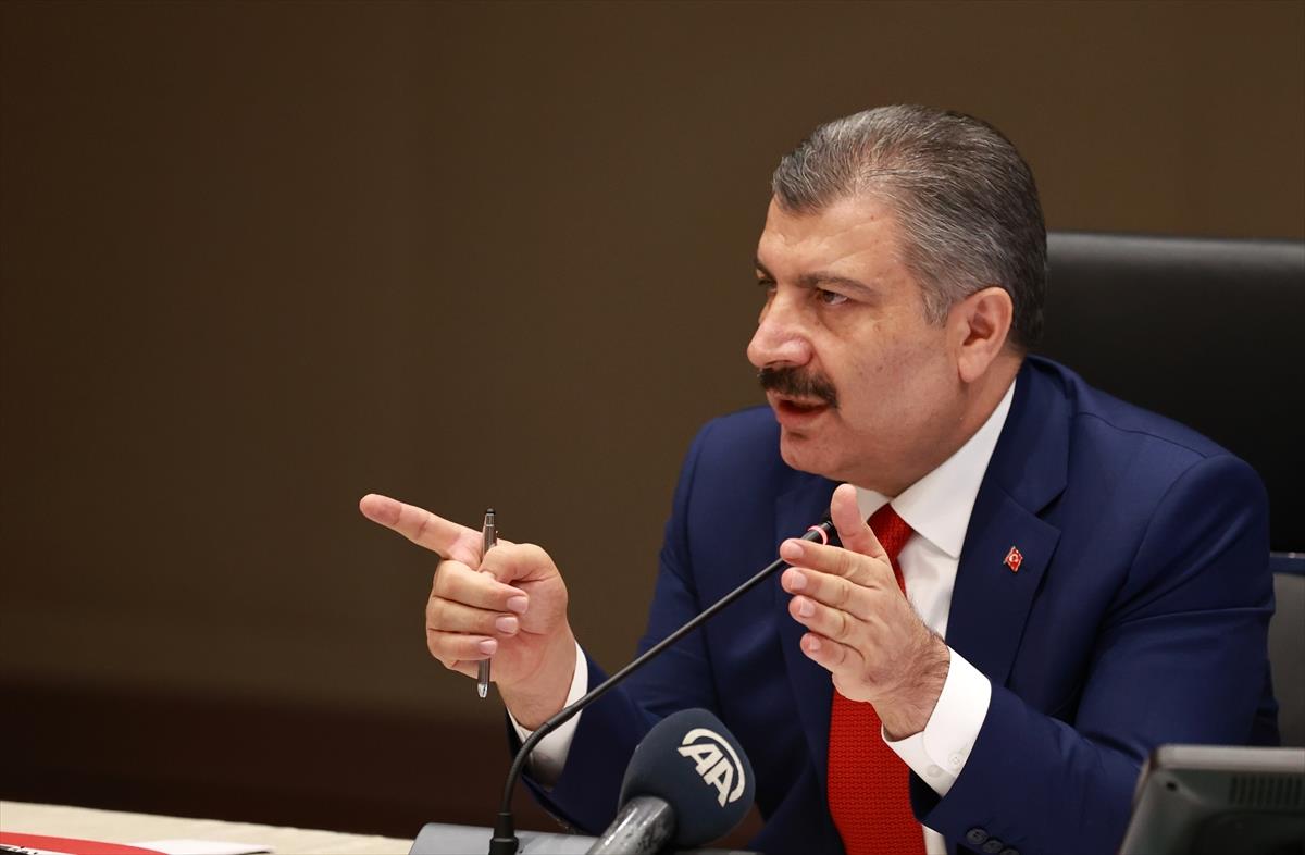 Türkiye'de koronavirüs nedeniyle 96 kişi vefat etti