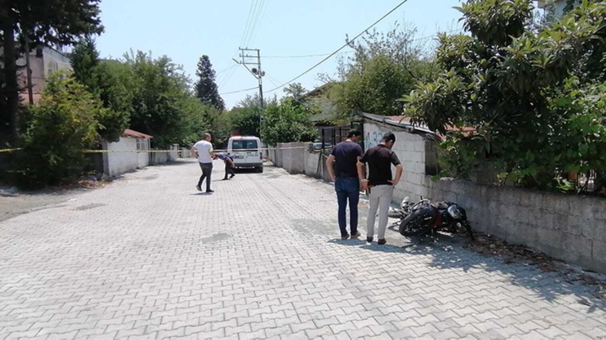 Kızının gözü önünde karısını pompalıyla öldürdü