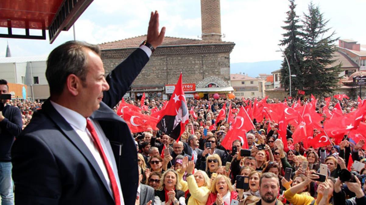 Mehmet Bekaroğlu Tanju Özcan'a yüklendi