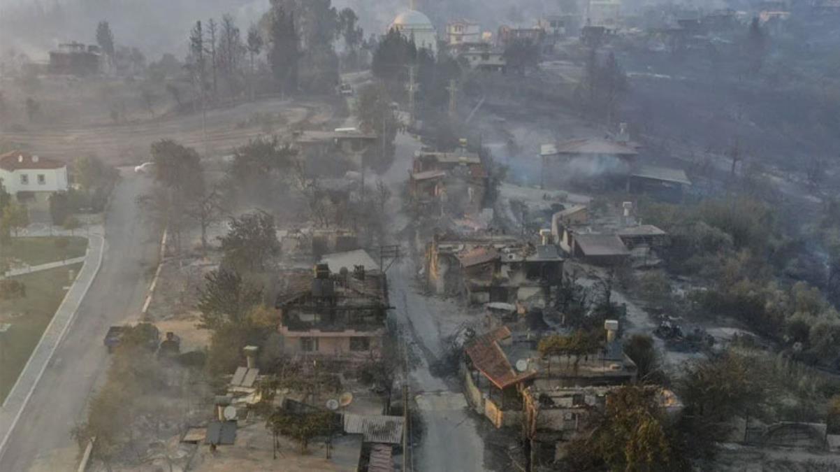 Manavgat yangınından yürek burkan kareler