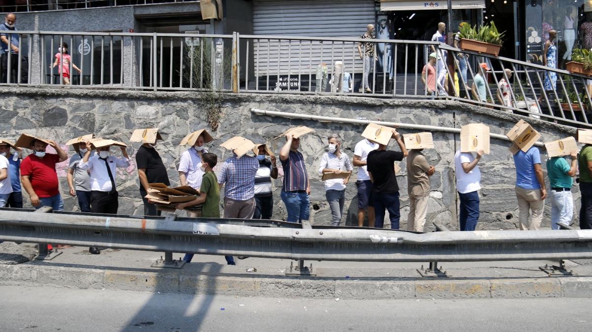 İstanbul'da ucuz baklava kuyruğu!