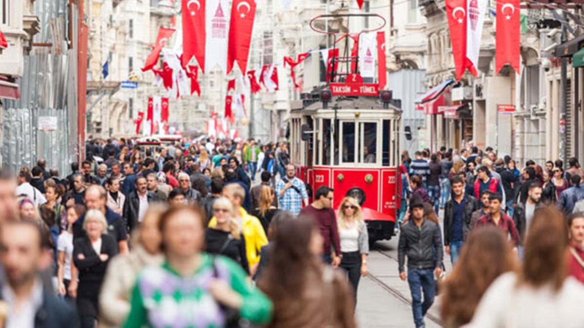 Mayısta işsiz sayısı 265 bin kişi azaldı