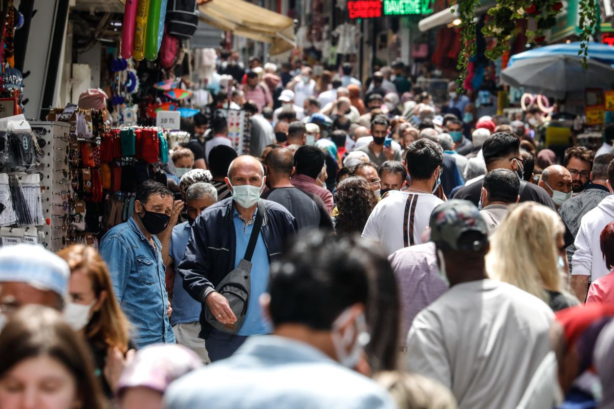 Aşı olmayanlar için test dönemi başlıyor!