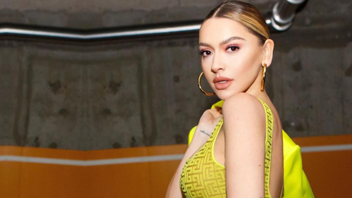 Hadise göğüs dekoltesiyle şaşı etti