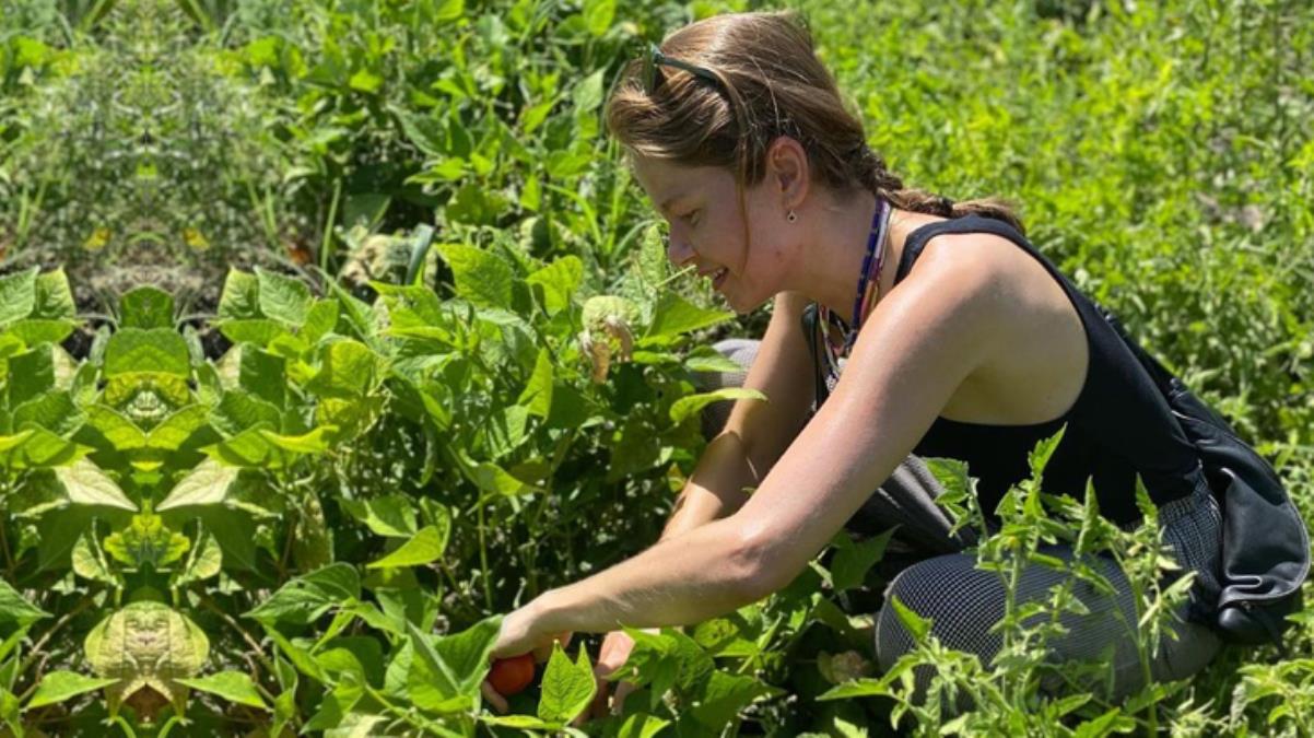 Burcu Biricik'in tabiat aşkı!