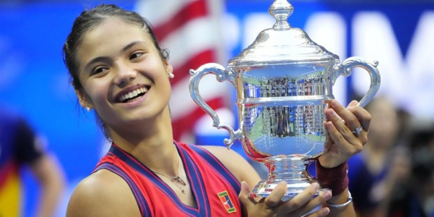 Emma Raducanu servete konuyor