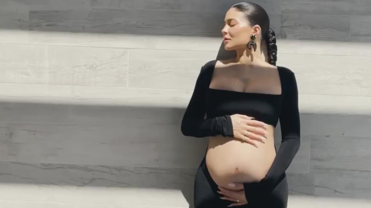 Kylie Jenner ikinci kez anne olacak