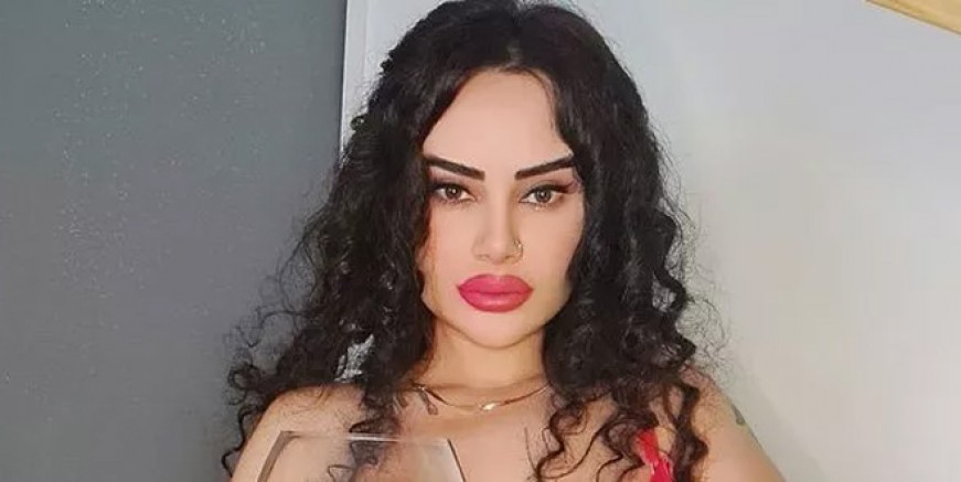 Naz Mila çırılçıplak fotoğraf paylaştı
