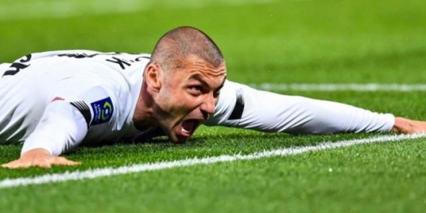 Burak Yılmaz rekoru tersten kırdı