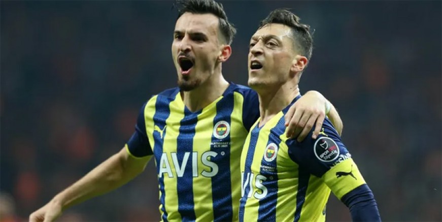 Fenerbahçe Galatasaray'ı deplasmanda mağlup etti!