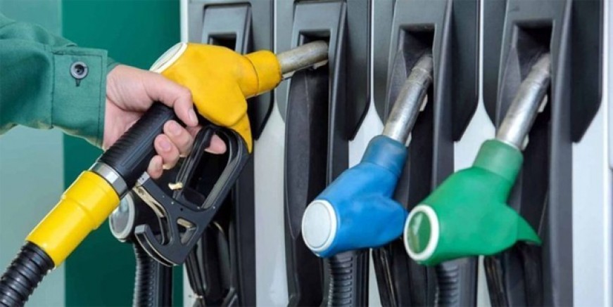 Benzine rekor zam geliyor!