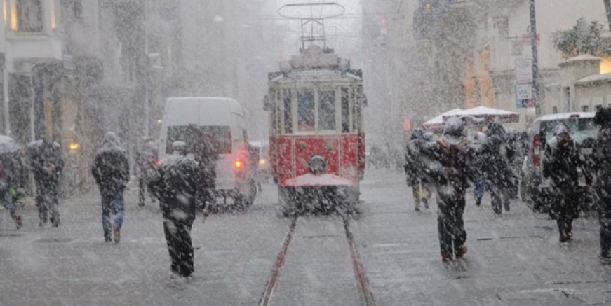 İstanbul'a karla karışık yağmur yağacak