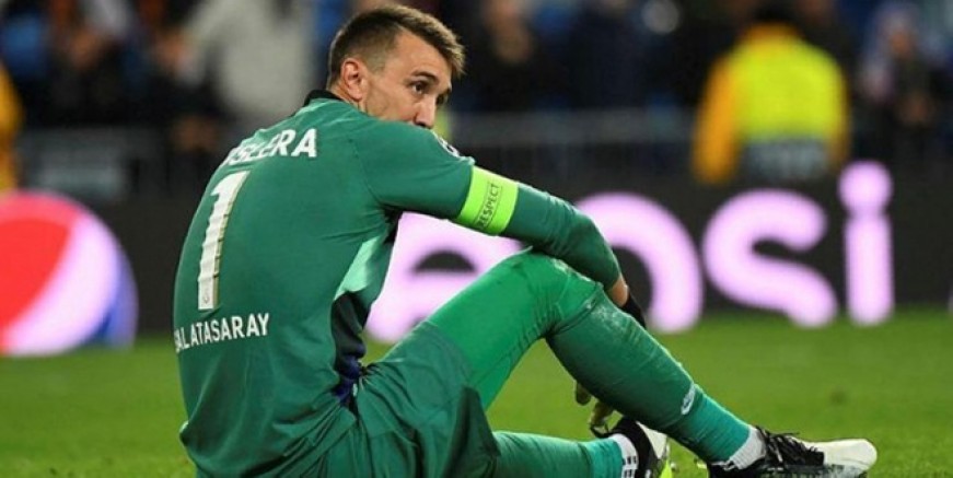 Galatasaray'da Muslera depremi!