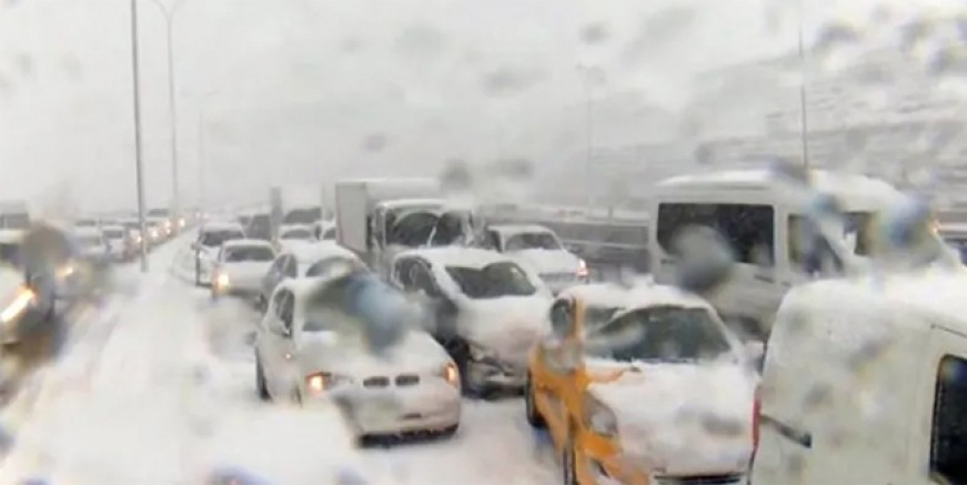 İstanbul'da özel araçlara trafiğe çıkış yasağı