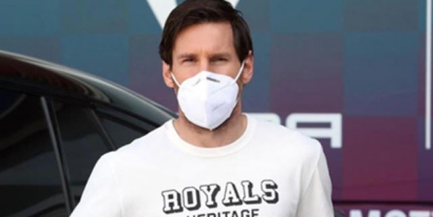 Koronavirüs Messi'yi yere serdi!