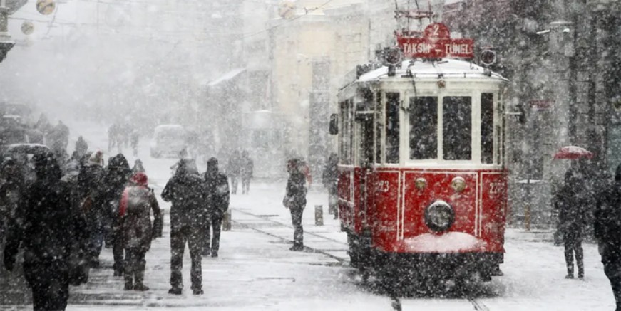 Lapa lapa kar yeni soğuk hava dalgasıyla geliyor!