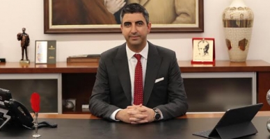 Gökhan Yüksel Kartal'ın gençlerinin yanında