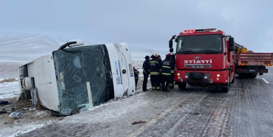 Konya'da katliam gibi kaza; 5 ölü, 26 yaralı