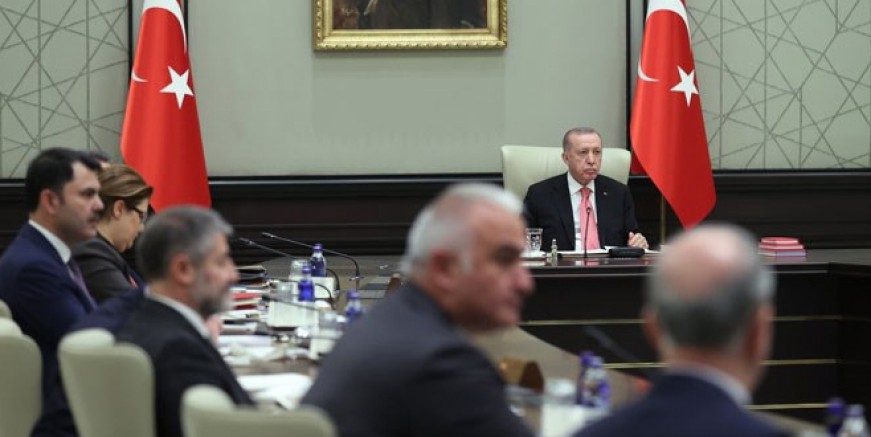 Kulisleri hareketlendiren Kabine iddiası