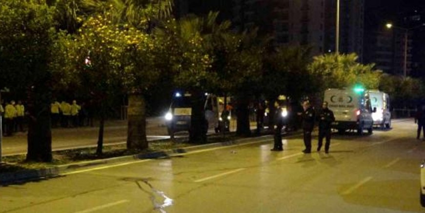 Adana'da katliam gibi kaza; 3 ölü