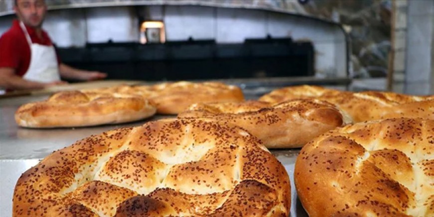 Ramazan pidesi Halk Ekmek büfelerinde 3 lira