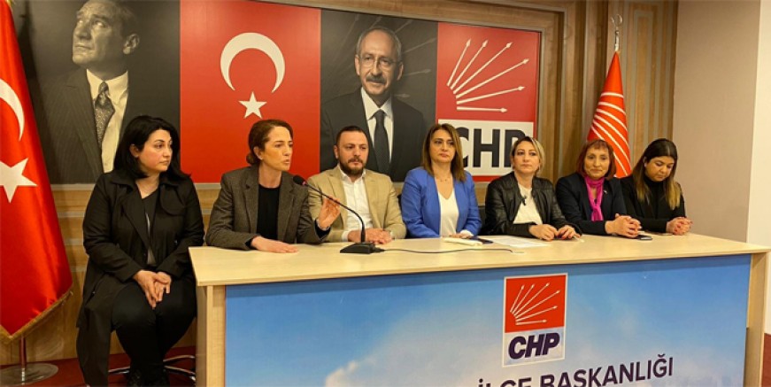 CHP Kadın Kolları'ndan eş zamanlı açıklama!