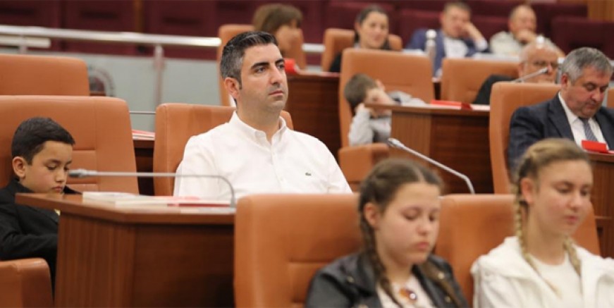 Gökhan Yüksel dünya çocuklarını ağırladı