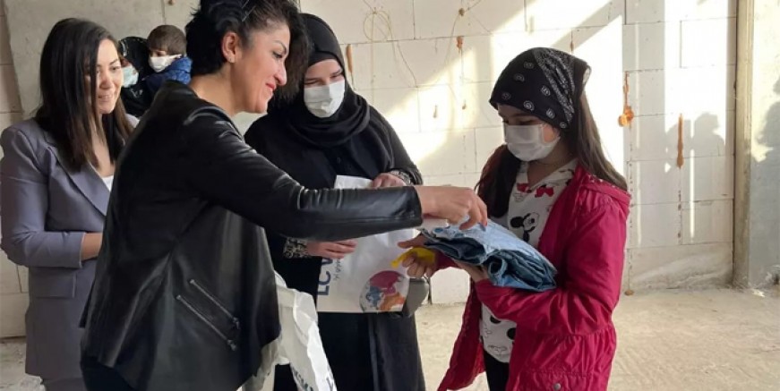 Kartalın eğitim neferleri çocukları sevindirdi
