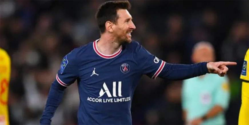 Messi PSG'yi şampiyonluğa taşıdı