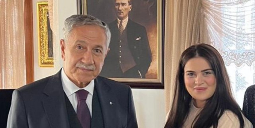 Bülent Arınç'ın yeğeni Ezgi Akgun Biber DP'ye katıldı