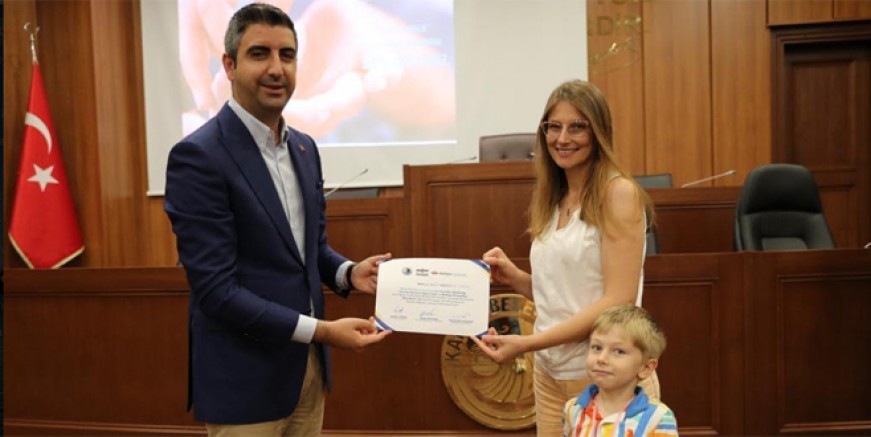 Gökhan Yüksel 'Hayatın her alanında kadınların yanındayız'