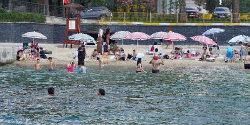 Burası Bodrum değil Tuzla Halk Plajı