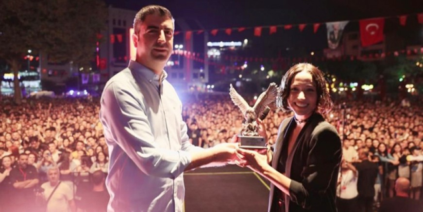 Kartal'da Zeynep Bastık coşkusu