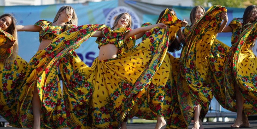 Kartalın mahalleleri folklore doydu