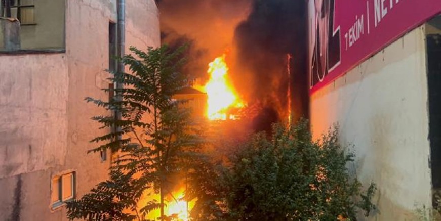 Kadıköy'deki patlamaya terör incelemesi