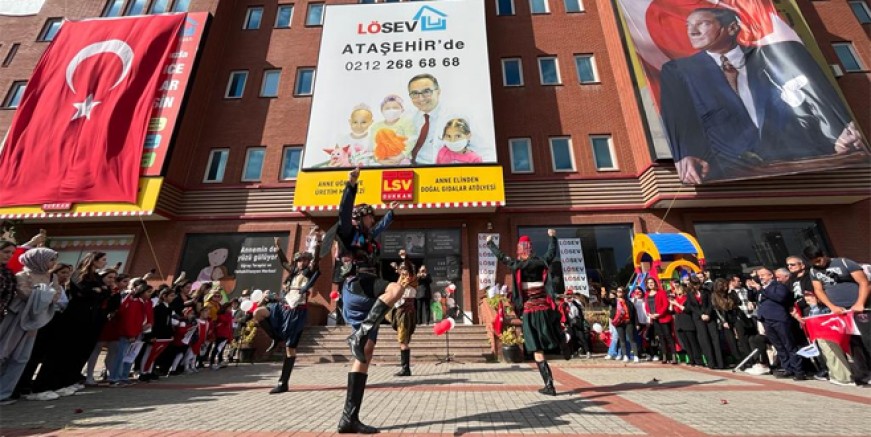LÖSEV'de Cumhuriyet Bayramı coşkusu