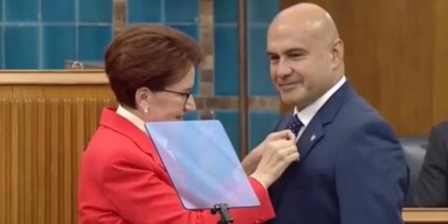 Turhan Çömez İYİ Parti'ye katıldı