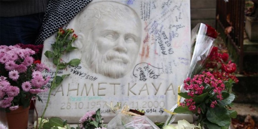 Ahmet Kaya'nın mezarı Türkiye'ye getirilecek mi?