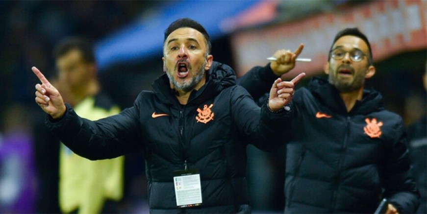 Corinthians Vitor Pereira'yı gönderdi