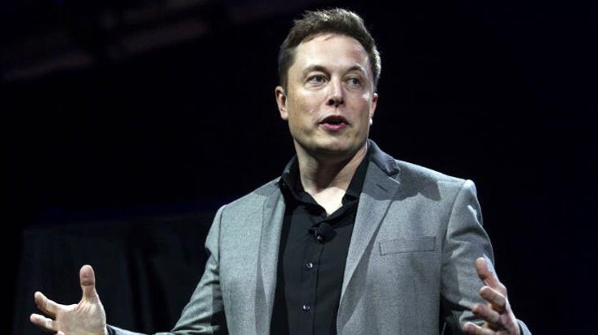 Elon Musk Apple'a savaş açtı!