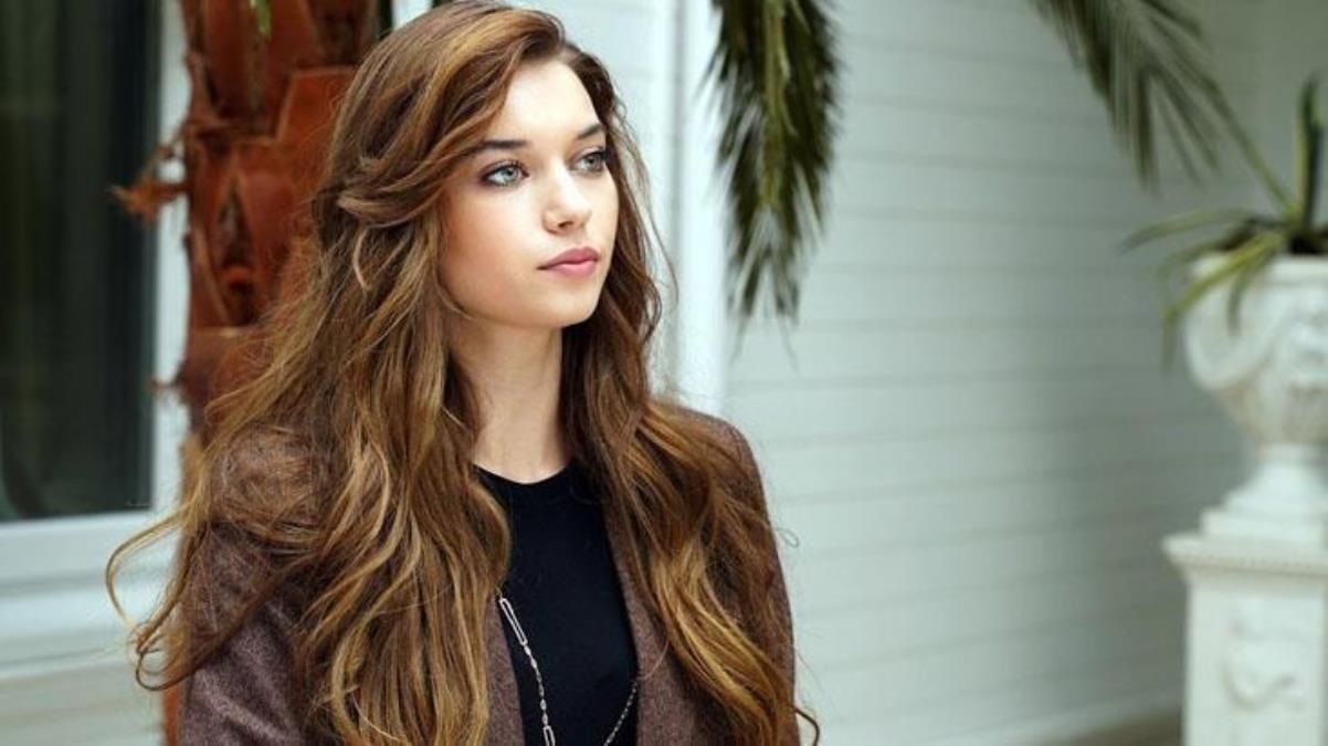Afra Saraçoğlu IMDb'de zirveye çıktı