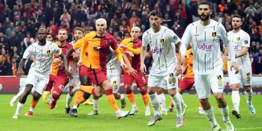 Galatasaray duran toplarla zirvede!