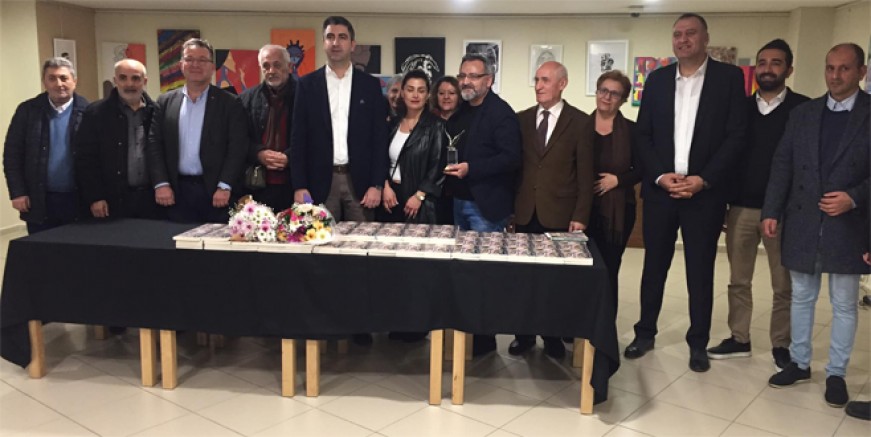 Kenan Taşkesen Kartal'da okurlarıyla buluştu